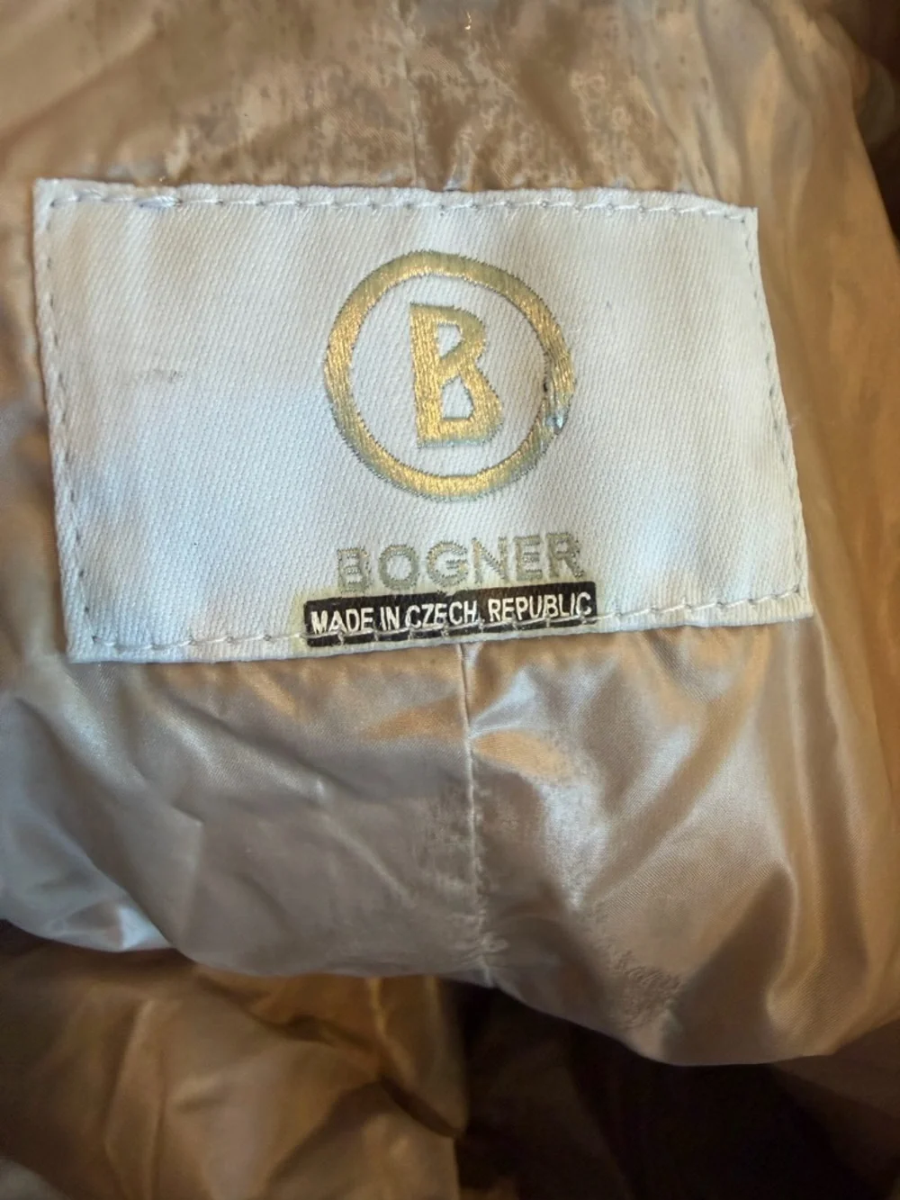 Bogner Down Filled Diamond Quilted Jacket Wool Sleeves Sweater Size 8 Women's
